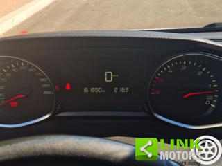 PEUGEOT 308 usata, con Sedile posteriore sdoppiato
