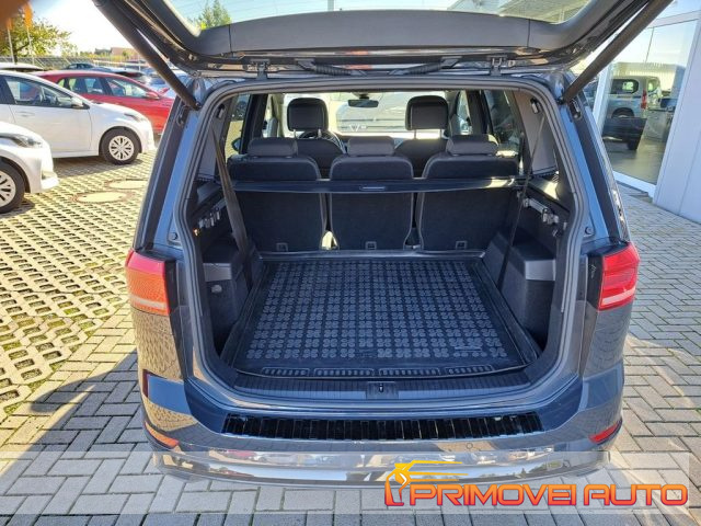 VOLKSWAGEN Touran usata 9