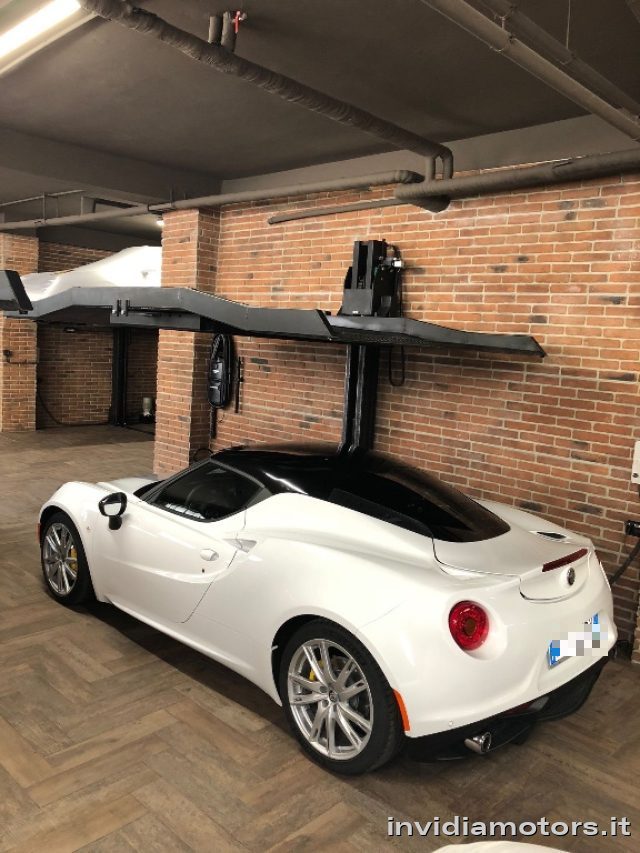 ALFA ROMEO 4C usata, con Autoradio