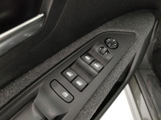 PEUGEOT 3008 usata, con Servosterzo