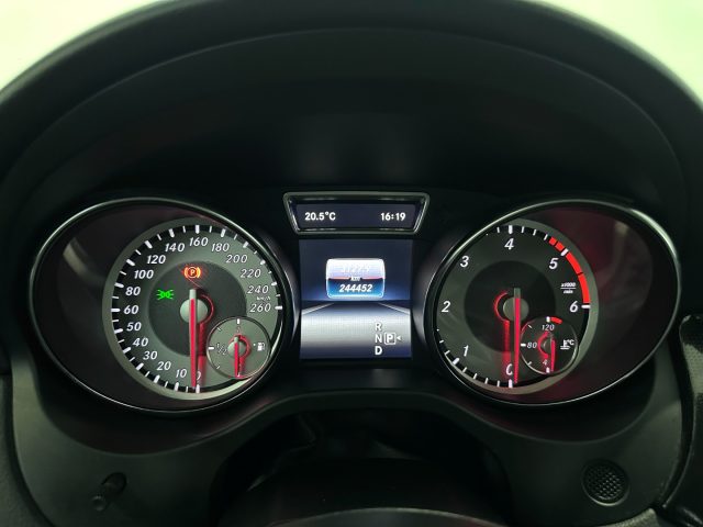 MERCEDES-BENZ CLA 180 usata, con Climatizzatore