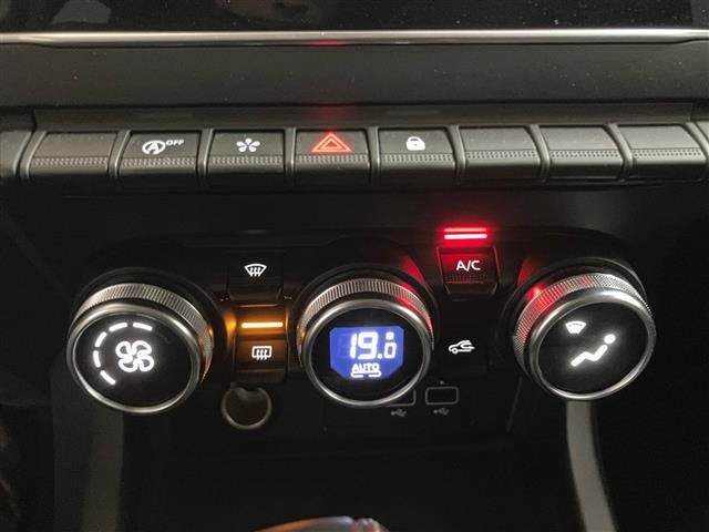 RENAULT Arkana usata, con USB