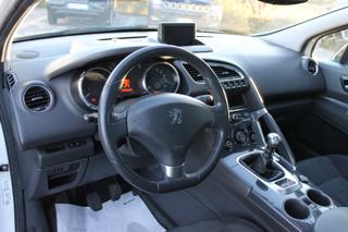 PEUGEOT 3008 usata, con Autoradio