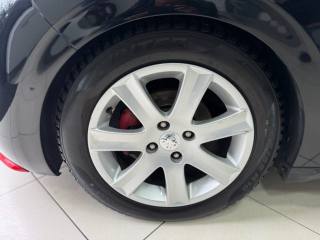 PEUGEOT 208 usata, con Specchietti laterali elettrici