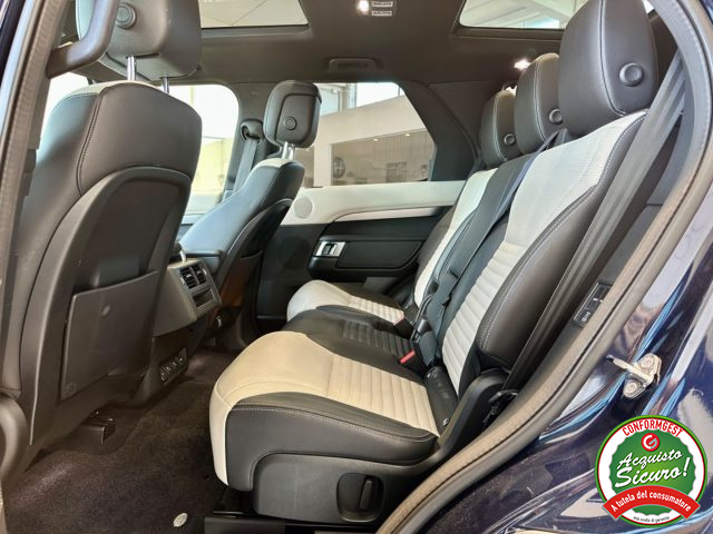 LAND ROVER Discovery usata, con Leve al volante