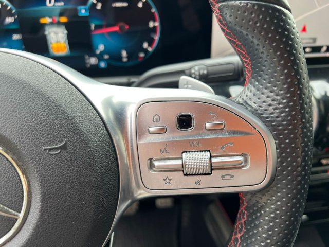 MERCEDES-BENZ GLA 200 usata 18