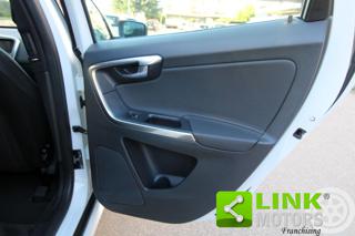 VOLVO XC60 usata, con Sedile posteriore sdoppiato