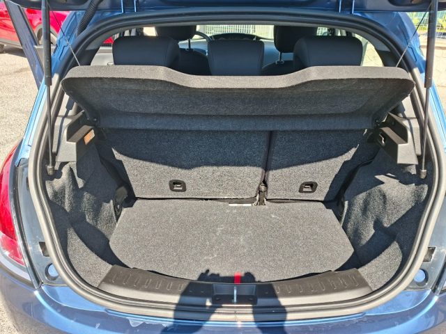 LANCIA Ypsilon usata 12