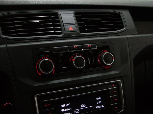 VOLKSWAGEN Caddy usata 28