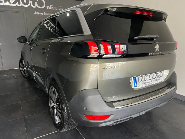 PEUGEOT 5008 usata, con Antifurto