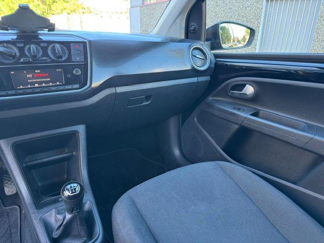 VOLKSWAGEN up! usata, con Cruise Control