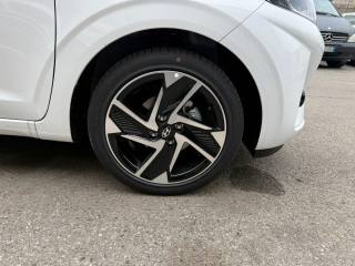 HYUNDAI i10 usata, con Controllo trazione