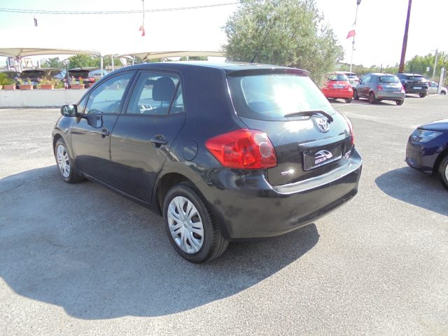 TOYOTA Auris usata, con Climatizzatore