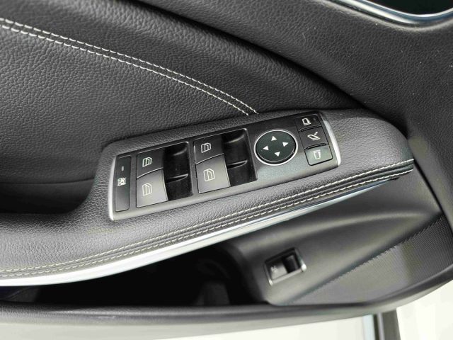 MERCEDES-BENZ GLA 200 usata, con Frenata d