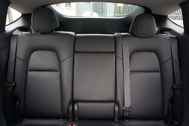 TESLA Model Y usata, con Telecamera per parcheggio assistito