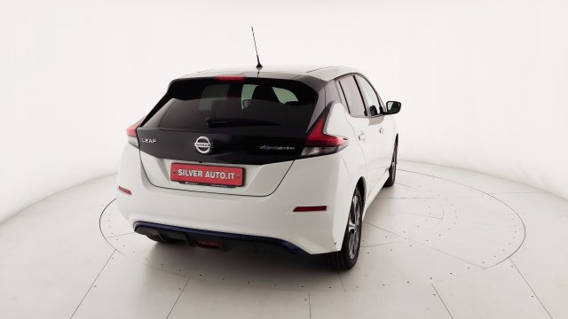 NISSAN Leaf usata, con Touch screen