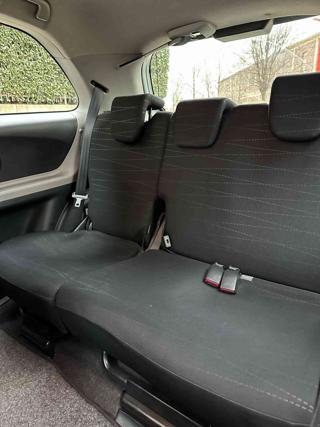 TOYOTA Yaris usata, con Servosterzo