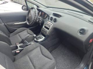 PEUGEOT 308 usata, con Autoradio