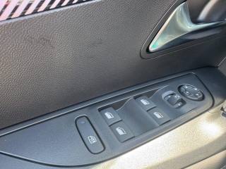 PEUGEOT 2008 usata, con Chiusura centralizzata