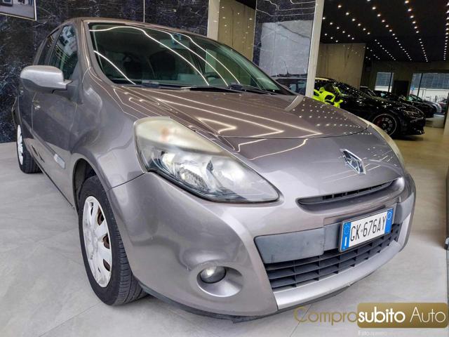 RENAULT Clio usata, con Airbag laterali