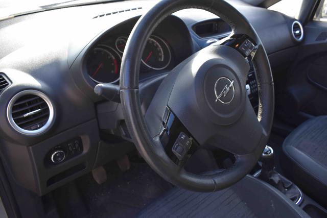 OPEL Corsa usata, con Chiusura centralizzata