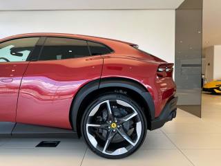 FERRARI Purosangue usata, con Lettore CD