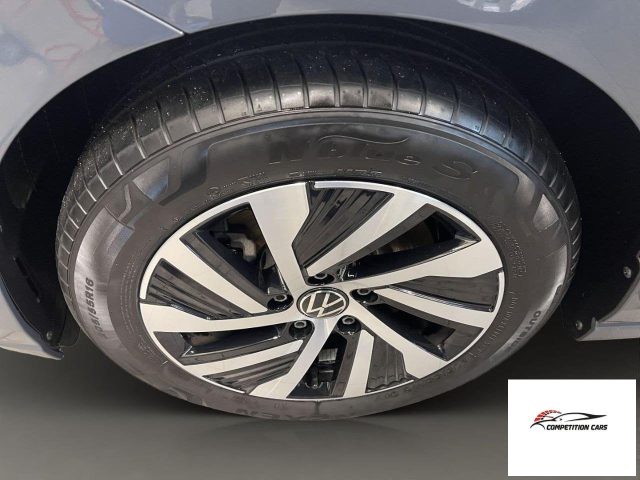 VOLKSWAGEN Golf usata, con Fari LED