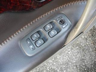 VOLVO XC70 usata, con Airbag testa