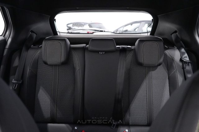 PEUGEOT 2008 usata, con Telecamera per parcheggio assistito