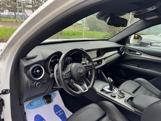ALFA ROMEO Stelvio usata, con Autoradio