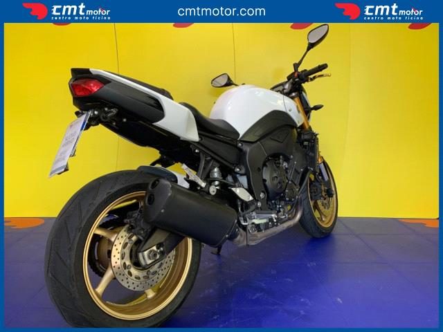 YAMAHA FZ8 usata 1