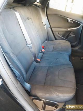 VOLVO V40 usata, con Specchietti laterali elettrici