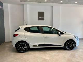 RENAULT Clio usata, con Autoradio