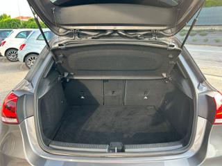 MERCEDES-BENZ A 180 usata, con Fendinebbia