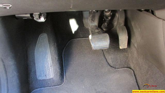 JEEP Compass usata, con Servosterzo