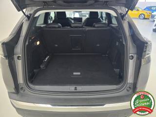 PEUGEOT 3008 usata, con Controllo automatico clima