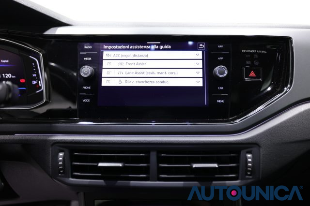VOLKSWAGEN Taigo usata, con Autoradio digitale