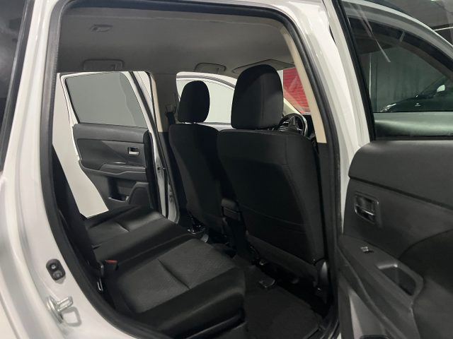 MITSUBISHI Outlander usata, con Chiusura centralizzata