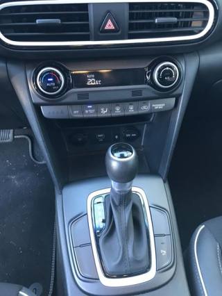 HYUNDAI Kona usata, con Volante in pelle