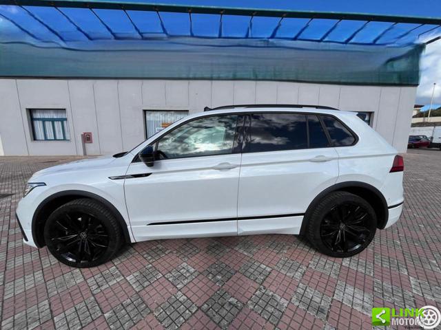 VOLKSWAGEN Tiguan usata, con Airbag laterali