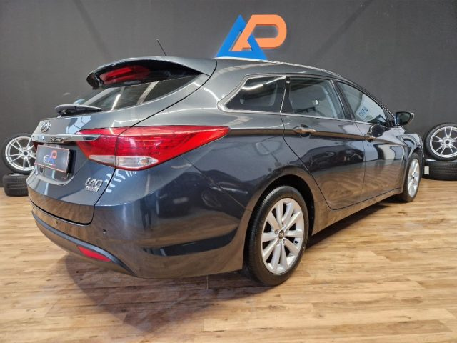 HYUNDAI i40 usata, con Autoradio