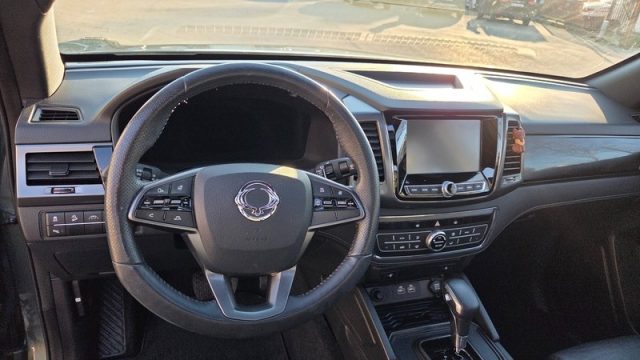 SSANGYONG Rexton Sports usata, con Tettuccio apribile