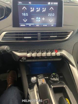 PEUGEOT 5008 usata, con Sensore di pioggia