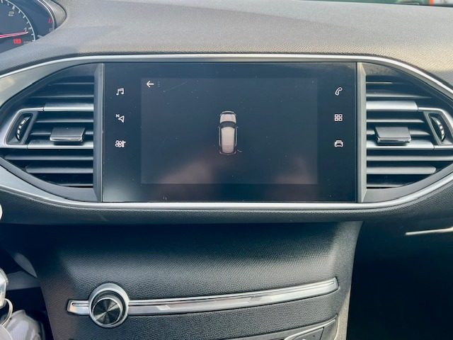 PEUGEOT 308 usata, con Volante multifunzione