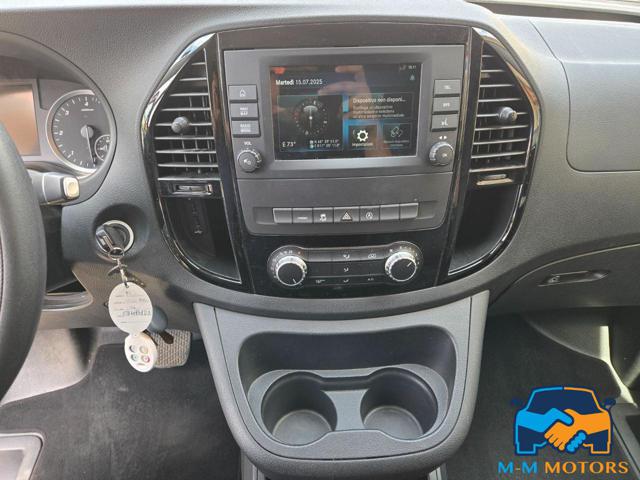 MERCEDES-BENZ Vito usata 12
