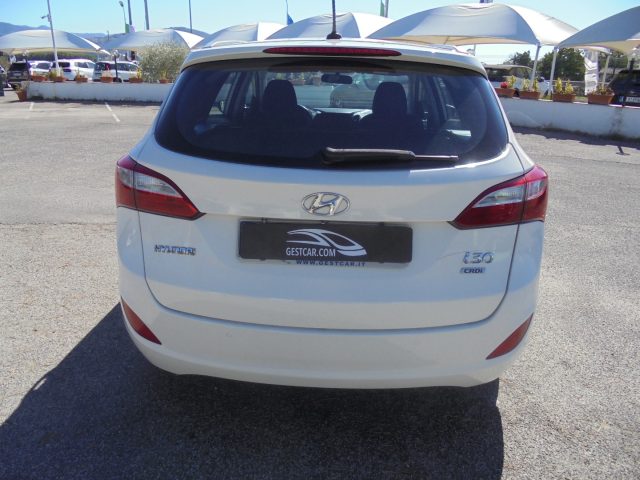 HYUNDAI i30 usata 37