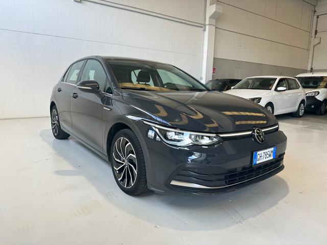 VOLKSWAGEN Golf usata, con Autoradio