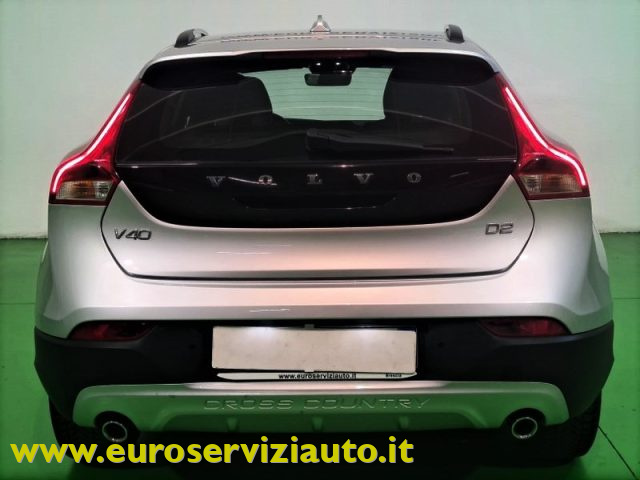VOLVO V40 Cross Country usata, con Cruise Control