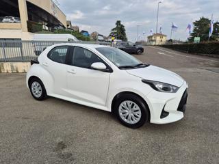 TOYOTA Yaris usata, con Autoradio