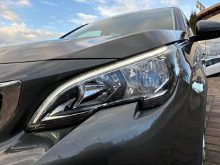 PEUGEOT 3008 usata, con Autoradio